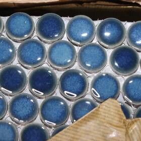 Lag34g Bedrosians 10-pk Penny Round Gloss Mosaic Glazed Porcelain Lagoon 3/4 Inch