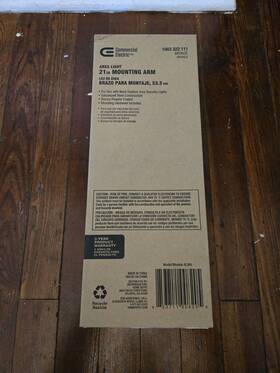 1003-322-111 Commercial Electric Steel Mounting Post Arm For Area Lights Bronze 21 Inch New