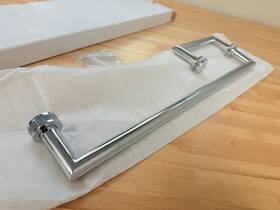 Mt6x18ch Cr Laurence Crl Polished Chrome Mt Series Combination 6 Inch Pull Handle 18 Towel Bar