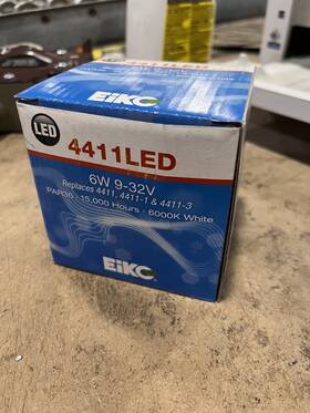 9-32v Eiko 031293088581 4411 Led 6w Sealed Beam Automotive Lamp Bulb Par36 6000k
