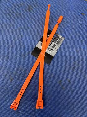 3580m Ergodyne Xy4- Squids Tie-hook Medium In Orange Set Of 2