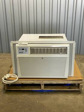 Aem24dxl1 Ge Electronic Room Air Conditioner With Remote 230/208v Used