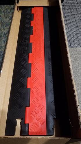 Gd1x75-st-o Guard Dog Gd1x75-st-o/b Polyurethane Heavy-duty 1-channel Low-profile Cable Prot