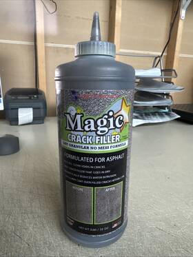 Logical Resource 850007660079 Magic Crack Filler For Asphalt - Driveway 2 Lbs / 32 Oz