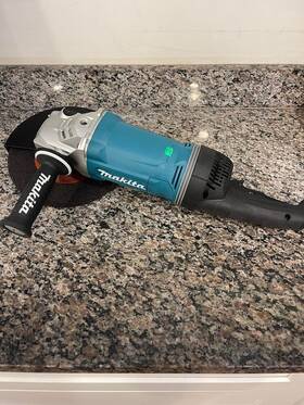 333466 Makita Ga9070 Grinder Wired With Blade Spb-jb