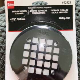 42422 Oatey 4-1/4 Inch Round Snap-tite Black Matte Snap Strainer