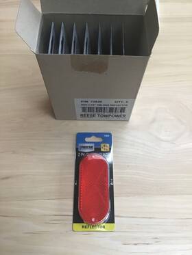 73820 Reese Full Box 8 Two Packs Red Oblong Reflector 4 3/8 Inch X 2 7/8