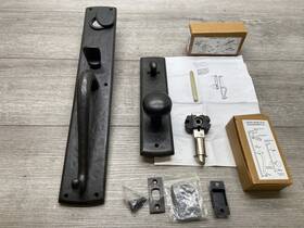 305478 Signature Hardware Bullock Entrance Door Set With Round Knob -no Backs