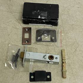 Priv-latch-234-acp Signature Hardware Privacy 2-3/4 Inch Latch Set-includes Strike Plate Face