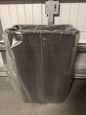 Tcn2030 Suncast Plastic Slim Trash Can - 23 Gallon