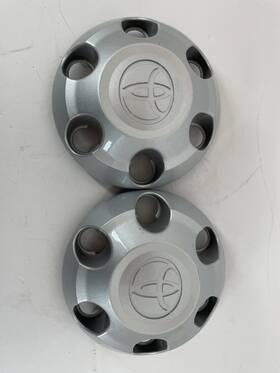 4260b-0a010 Toyota 2x Oem Silver Wheel Center Hub Caps Set Of Two