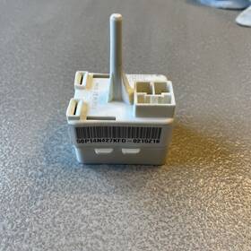5sp14n445kfd-02 Whirlpool W10814820 Used Genuine Oem Refrigerator Start Device