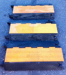 Yj3-225-y Yellow Jacket Yj3-225-y/b Cable Protectors And Accessorie -3 Channel Heavy Duty 3 Pieces