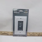 Amerelle Continental 1 Gang Rocker Metal Wall Plate - White. Fixed Price $9.51.