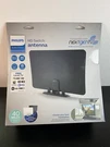 Philips Hd Signal Finder Amplified Switch Antenna - 40 Miles Full 1080P. Fixed Price $25.49.