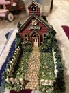 Vintage Resin School House Sticky Note Holder. Fixed Price $6.00.