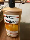 Minwax Hardwood Floor Reviver Low Gloss 32OZ Restores One Coat New Unsealed. Fixed Price $20.00.