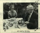 1977 Press Photo Mr. & Mrs. George Sanderson, Jr. Lunch At Rosy's Restaurant. Fixed Price $24.99.