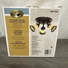 Hampton Bay Track Lighting Fixture Os Antique Bronze Wheat Glass New 829250 3-LT. Fixed Price $15.00.