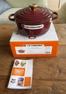 Creuset Signature Enameled Cast Iron Round Dutch Oven 2.75QT Rhone Garnet New. Fixed Price $304.99.