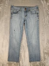 American Eagle Artist Jeans Womens 6 Blue Low Rise Straight Crop Distressed. Fixed Price $24.99.