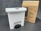 Rubbermaid Slim Jim Step-on Container, Front Step, 15L/4GAL -unused. Fixed Price $92.96.