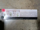 Globe Electric Grayson 4.4 Ft. 6-LIGHT White Halogen Track Lighting 59353 $80. Fixed Price $50.00.